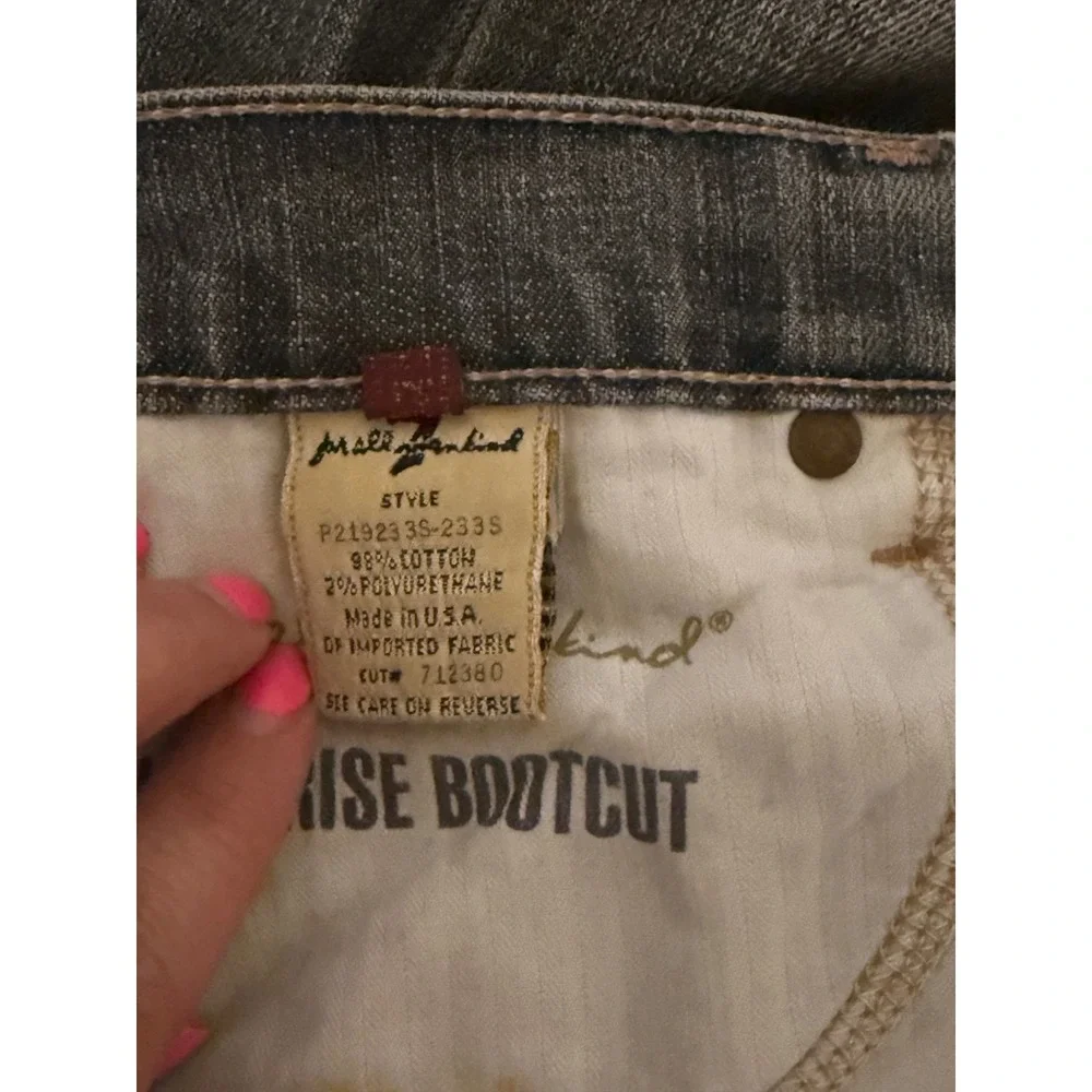 7 For All Mankind Lowrise Bootcut Jeans Grey Distressed Denim Size 31